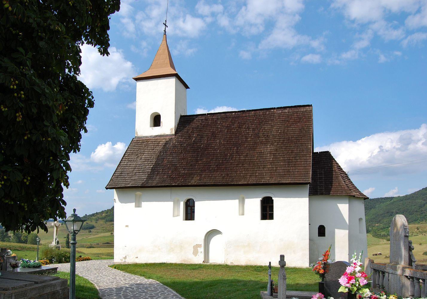 Kostol svätých mučeníkov Abdona a Senena v Gemerskom Jablonci. Foto: archív autora